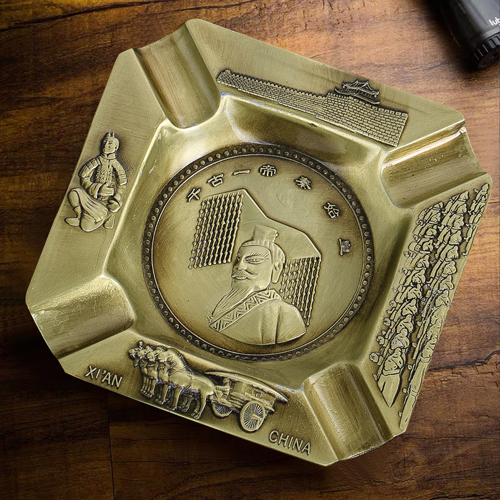Vintage Collectible Ashtrays - Popielniczka z mosiądzu w stylu vintage,