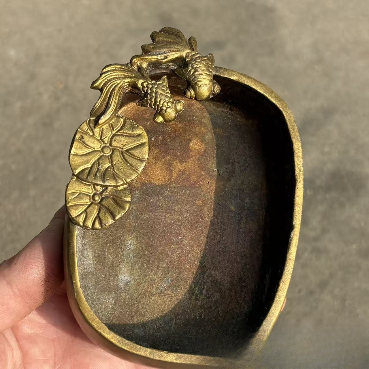 Vintage Collectible Ashtrays - Antyczna mosiężna miseczka do przechowywania, złota